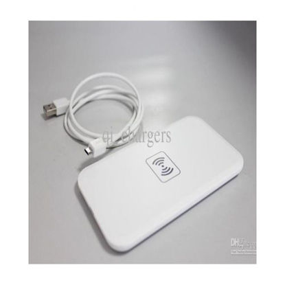 Agrandir l'image de Batterie de Secours Universelle 3 En 1 A Induction Rapide - 10000mAh - Blanc Image de Batterie de Secours Universelle 3 En 1 A Induction Rapide - 10000mAh - Blanc