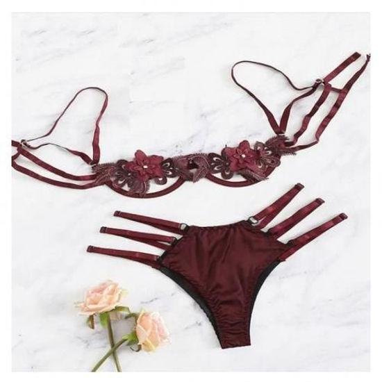 ensemble soutien gorge et string