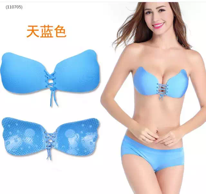 Image de Soutien gorge adhésif - bleu ciel