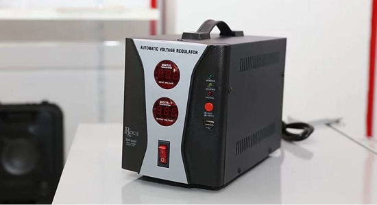 Stabilisateur - Roch - RSB-3000P -Port USB - 3000Va - 06 Mois