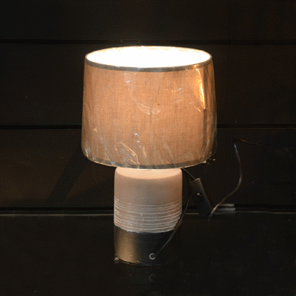 Agrandir l'image de LAMPE DE CHEVET 34 CM EN CERAMIQUE CL// 221371 Image de LAMPE DE CHEVET 34 CM EN CERAMIQUE CL// 221371