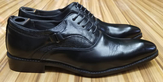 Image sur Chaussure Classe en cuir Cirable noir