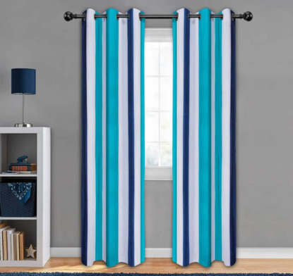 Agrandir l'image de Paire de voilage blanc et vert 1,33m/2,15m Image de Paire de voilage blanc et vert 1,33m/2,15m