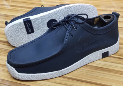 Agrandir l'image de CHAUSSURE BASSE WALABEES Image de CHAUSSURE BASSE WALABEES