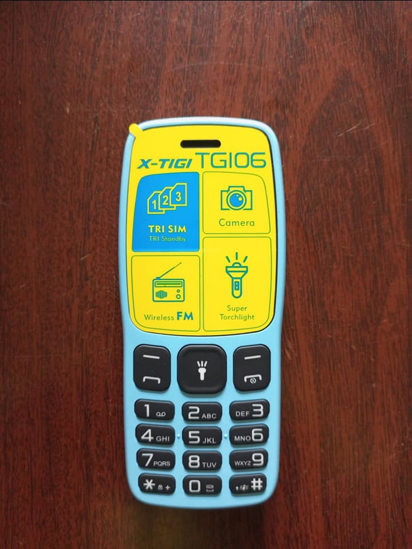 Image sur TG106  X-Tigi - 03 Sim - 1.77" -  1000mAh - téléphone -  Wireless FM Radio  - Super Torchlight  -  Bleu - 13 mois de garantie