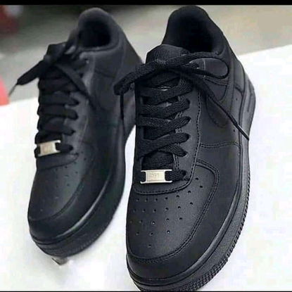 Image de CHAUSSURE BASSE AIR NIKE