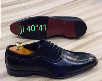 Agrandir l'image de CHAUSSURE CLASS Image de CHAUSSURE CLASS