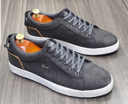 Agrandir l'image de CHAUSSURE BASSE LACOSTE Image de CHAUSSURE BASSE LACOSTE