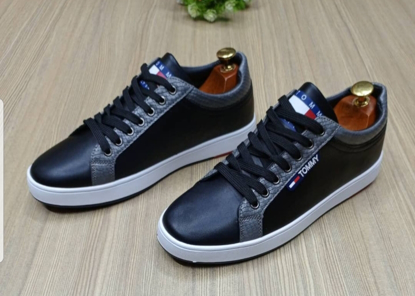 Agrandir l'image de CHAUSSURE BASSE TOMMY H Image de CHAUSSURE BASSE TOMMY H