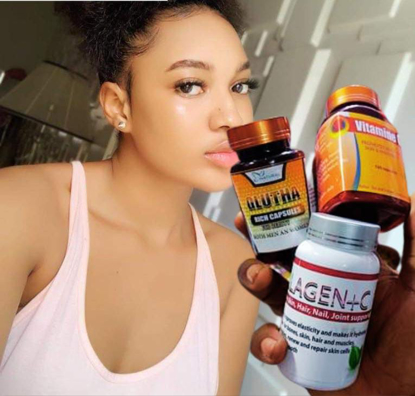 Agrandir l'image de PACK GELULES BLANCHISSANTES DETOXIFIANTES ANTI AGE GLUTATIONE & VITAMINE ET COLLAGENE Image de PACK GELULES BLANCHISSANTES DETOXIFIANTES ANTI AGE GLUTATIONE & VITAMINE ET COLLAGENE