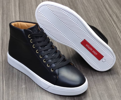 Agrandir l'image de Tennis Montante Marron Louis Vitton , Produit Générique Image de Tennis Montante Marron Louis Vitton , Produit Générique