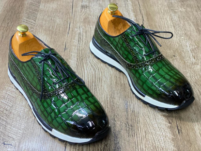 Agrandir l'image de Chaussure Classe en cuir Berluti Vert, Produit générique Image de Chaussure Classe en cuir Berluti Vert, Produit générique