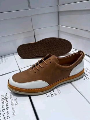 Image de CHAUSSURE BASSE T