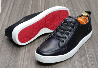 Agrandir l'image de CHAUSSURE BASSE LV Image de CHAUSSURE BASSE LV