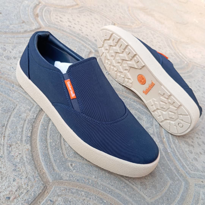 Agrandir l'image de Tennis Vans Cuir et tissu  Timberland, produit générique, Noir bleuté Image de Tennis Vans Cuir et tissu  Timberland, produit générique, Noir bleuté