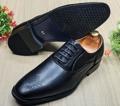 Agrandir l'image de CHAUSSURE MR Image de CHAUSSURE MR