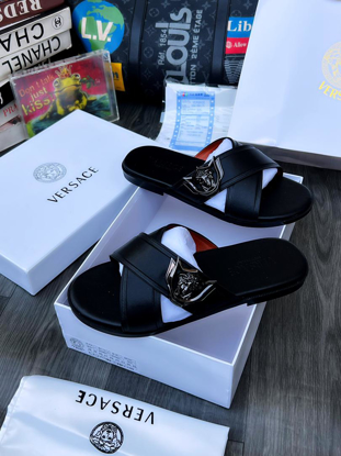 Image de Babouche en Cuir Homme Versace , Produit générique