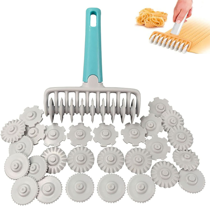 Agrandir l'image de Roulette à Pâtes , Roue Plastique - Découpe pour Pates & Nouilles Maison Image de Roulette à Pâtes , Roue Plastique - Découpe pour Pates & Nouilles Maison