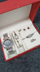 Image sur Set complet de montre, chaîne, bracelet, boucle, bague de très bonne qualité, dans sa boîte,  produit générique