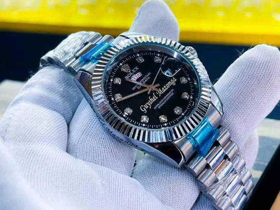 Image sur Montre en Acier inoxydable dans sa boîte, Rolex, Produit générique