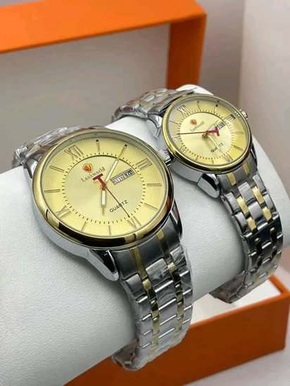 Image sur Montre pour couple en Acier inoxydable, dans une boîte , Produit générique