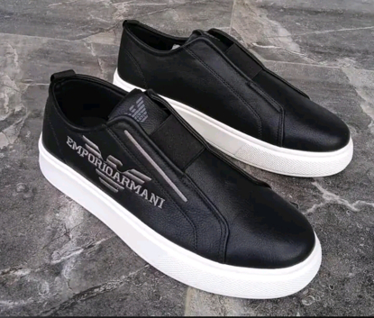 Agrandir l'image de CHAUSSURE BASSE VANS Image de CHAUSSURE BASSE VANS