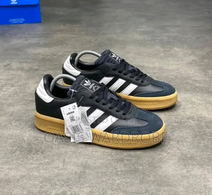 Agrandir l'image de CHAUSSURE BASSE SAMBA Image de CHAUSSURE BASSE SAMBA