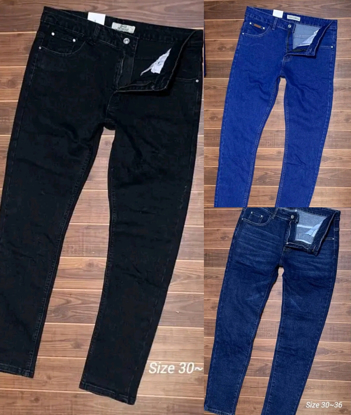Agrandir l'image de PANTALON JEAN STECH 3 PIÈCES Image de PANTALON JEAN STECH 3 PIÈCES