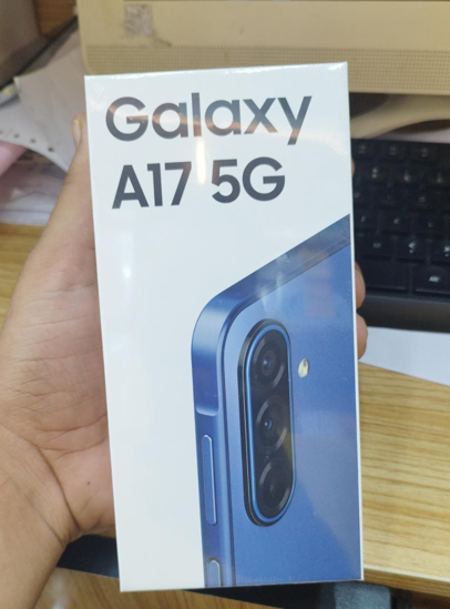 Image sur Samsung Galaxy A17 5G - 128GB ROM - 6GB RAM - 2SIM - 50+5+2MP/13MP - 5000mAh - Garantie 24 Mois
