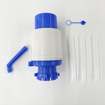 Image sur Pompe à Eau Manuelle Pour Bonbonne d'Eau - Blanc Et Bleu - 20L