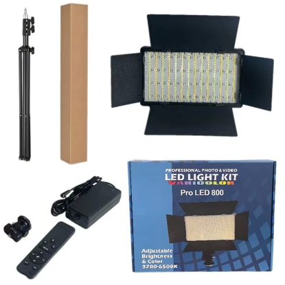 Image de Kit d'éclairage annulaire LED professionnel U800 avec trépied de 2,1 m